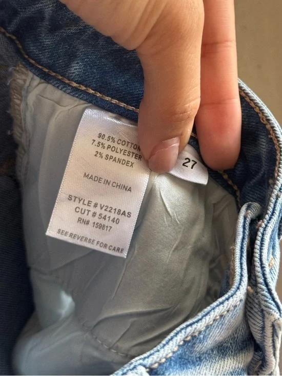 NWOT Altar’D State Light Wash Women's Distressed Straight Jeans | 27 - Picture 7 of 7